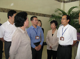 省領(lǐng)導、市領(lǐng)導來(lái)我司進(jìn)行視察、指導